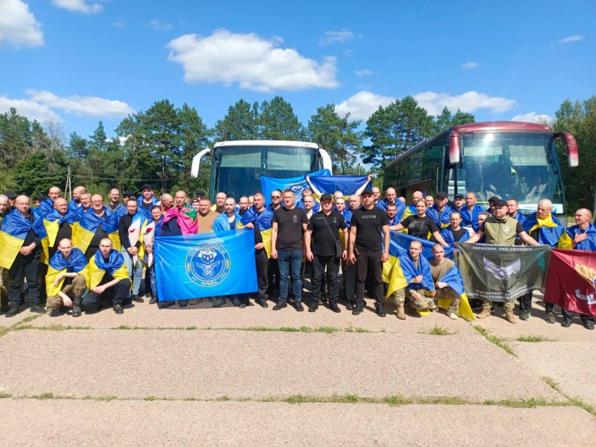 c067da71-2b4a-48a3-8151-867b3049aefd