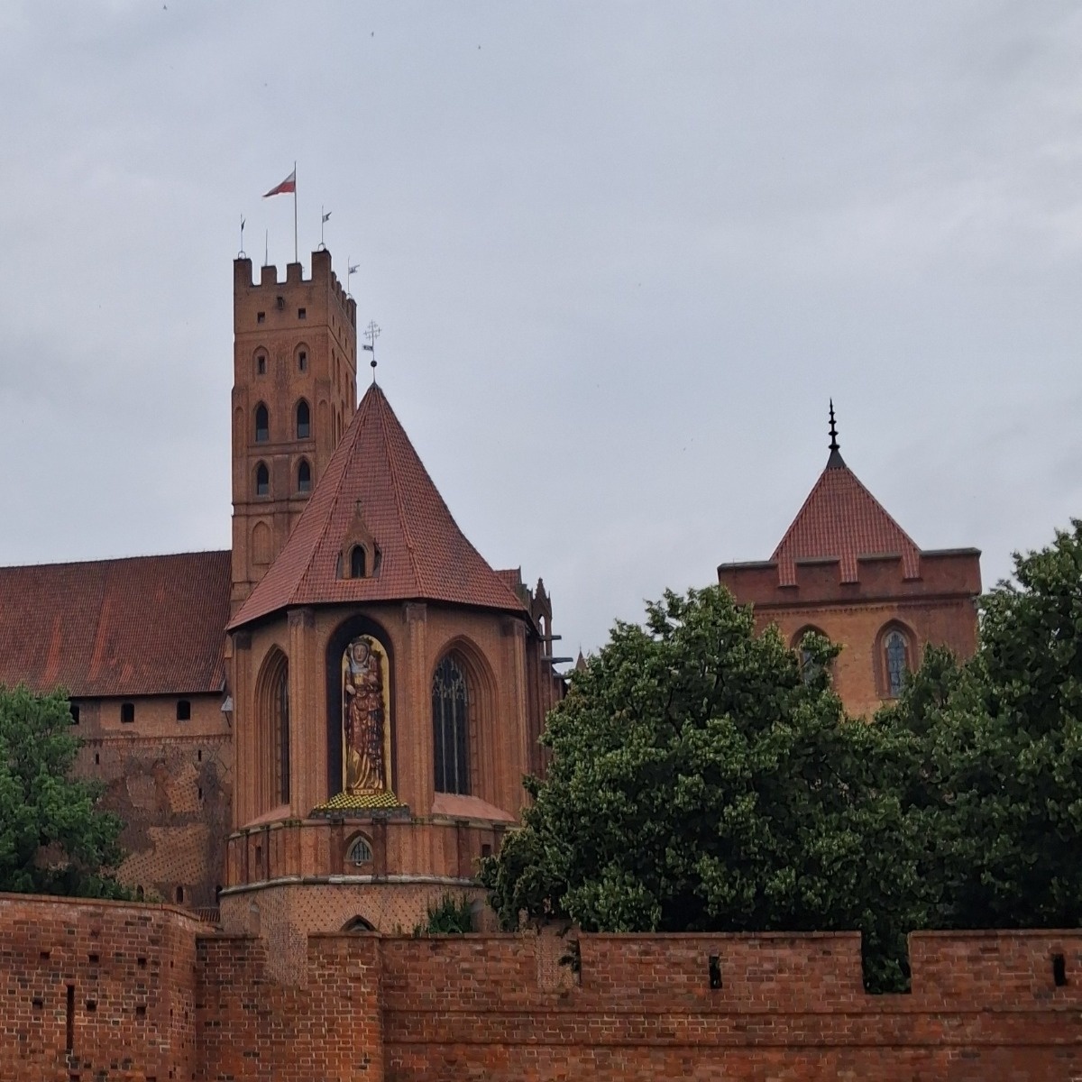 63a40f9e-efcf-4d99-aa2c-2c82fe0ed7d5