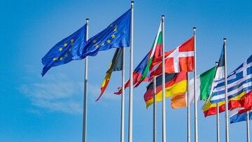 Trzecia dawka szczepionki podawana jest już m.in. we Francji, Niemczech, Danii i na Węgrzech