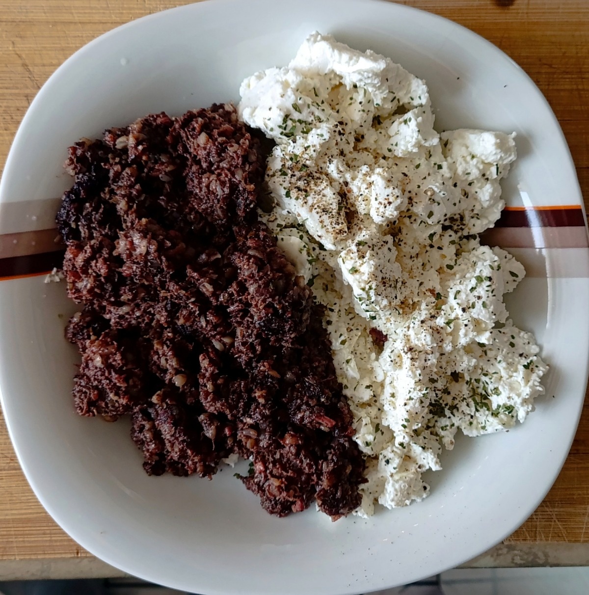 db12b22d-ca75-403c-85d5-7d600511e2a8