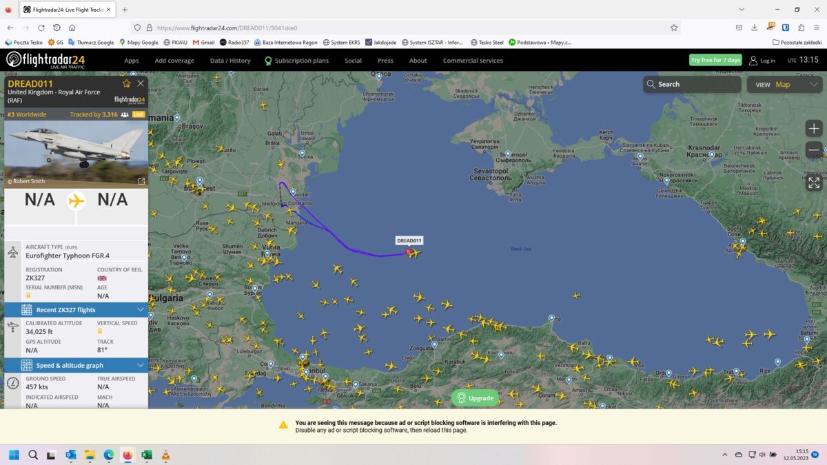 b954edb8-c1a9-42ba-be3d-4158fea4b59e