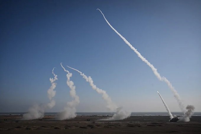 64fb464e-5a87-4871-ba46-2492e9db9e09