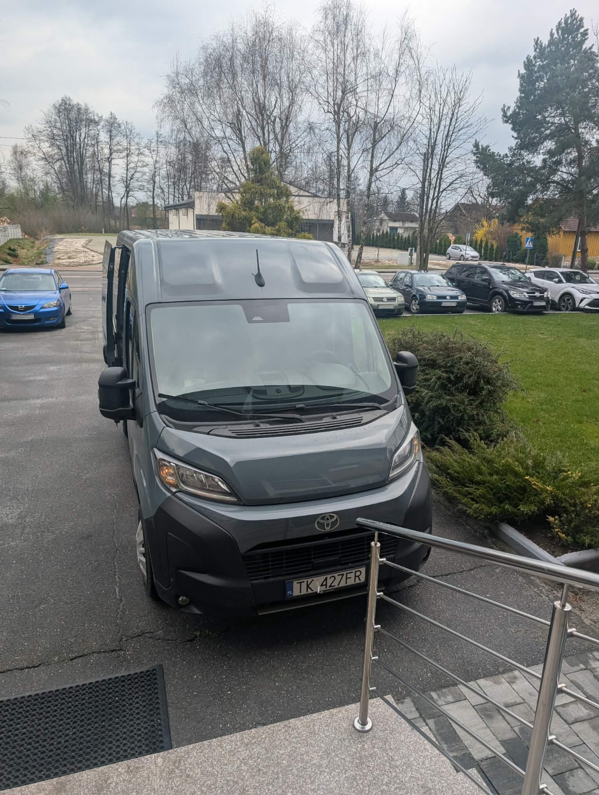 b9f54f02-b950-46fb-ab37-218de5a2a433