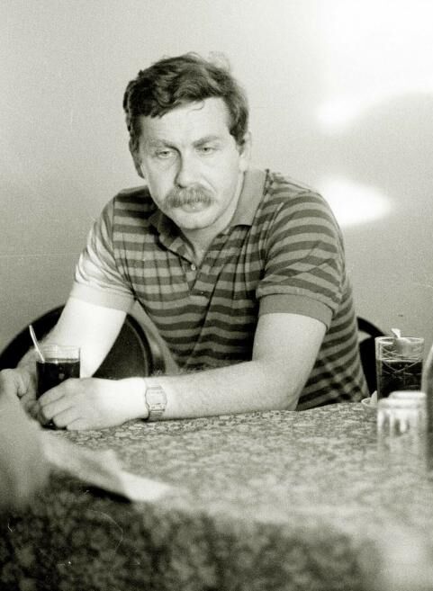 a4ef7e9c-056e-45a5-b141-1ffa38591d18