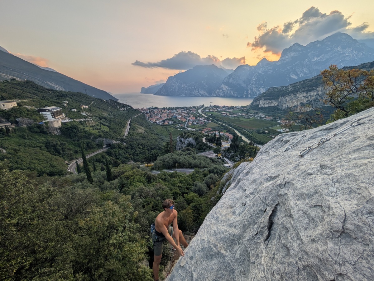 5d79f692-d201-4713-891e-eec952eaeaf5