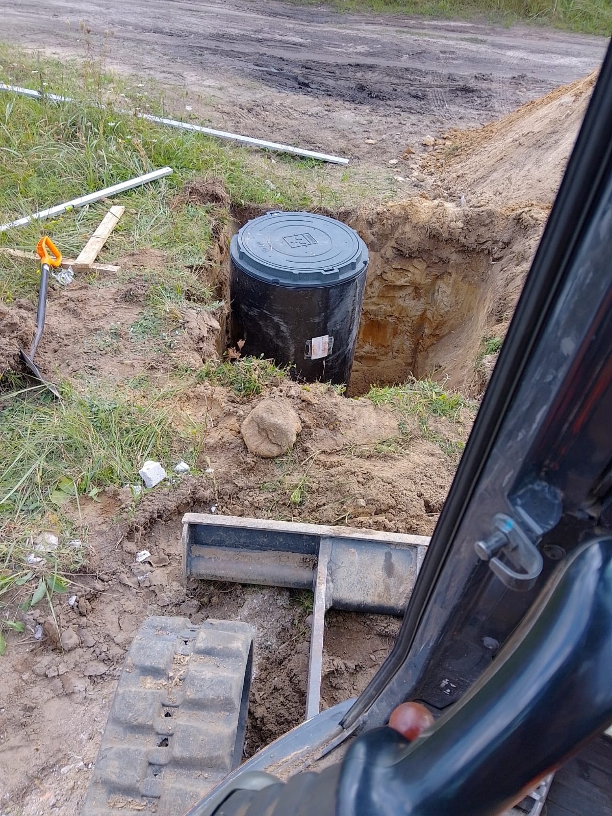 e9f5496f-22df-4d44-892c-27c4fedef3be