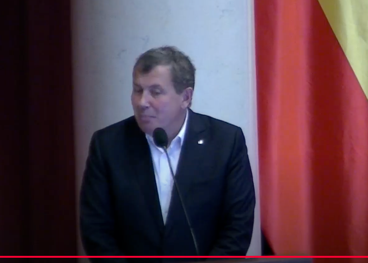 f0b23b1d-4d4c-41df-814f-4ddd467da3a9