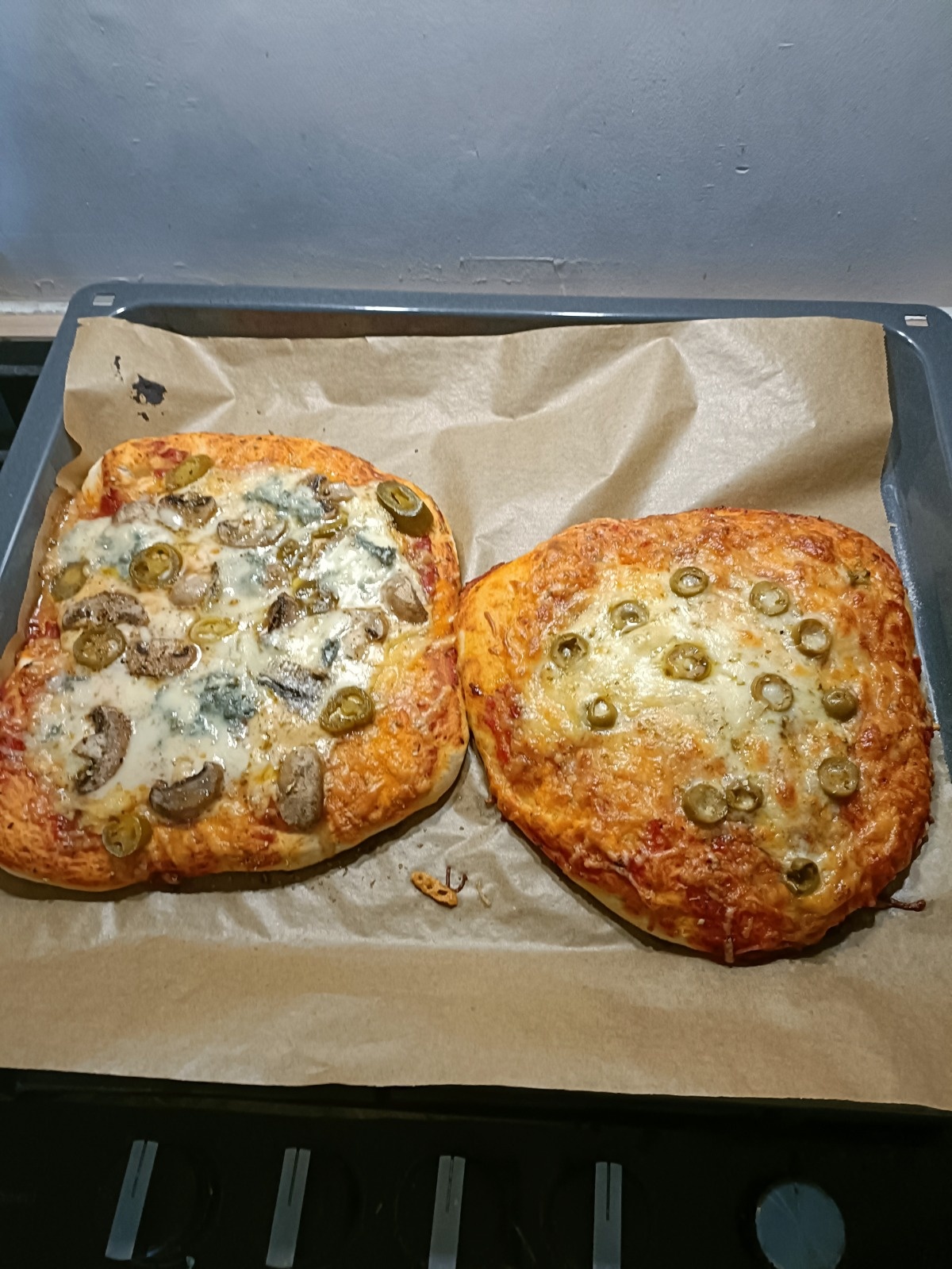 1ddd53d1-892b-4d48-935a-6a76b176e800