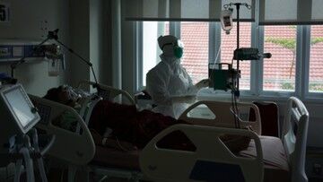 Pierwsze zgony z powodu wariantu Delta we Francji