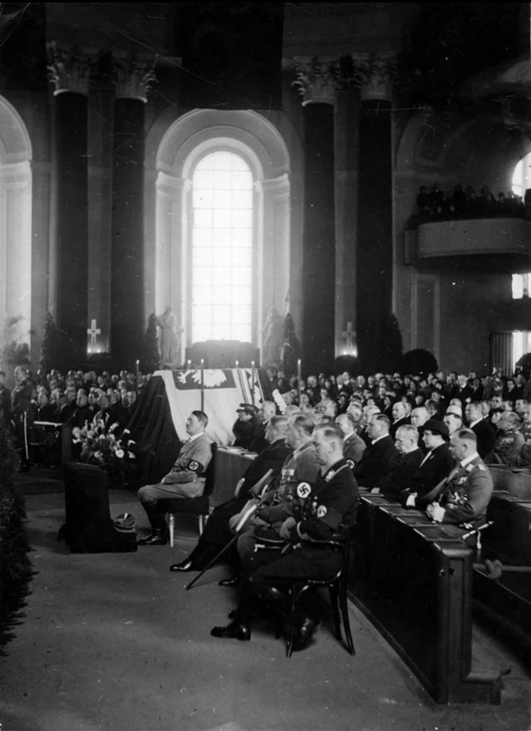 678c290b-f351-44ee-b9cc-7fea5c2fba01