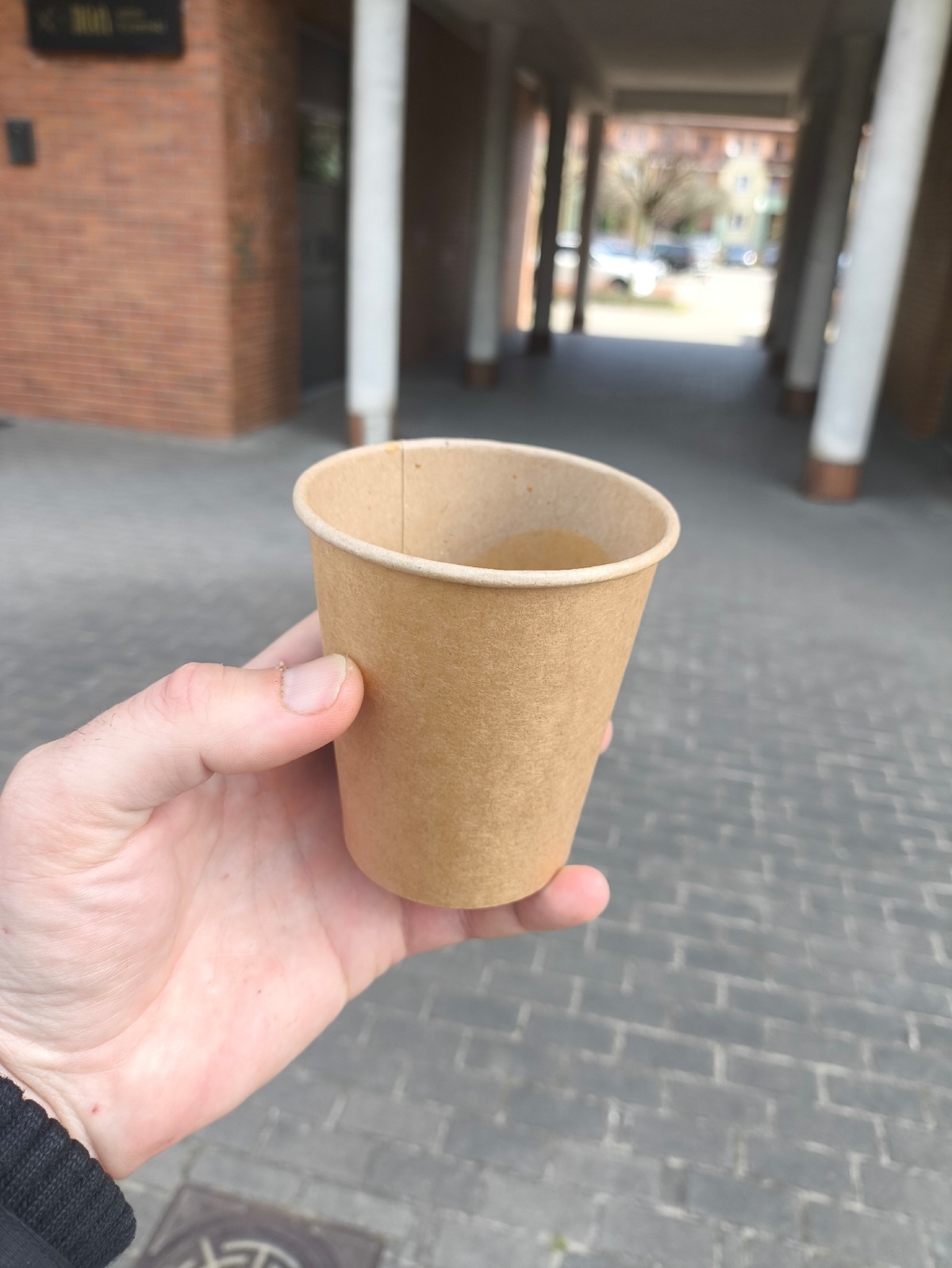 9d366b53-1435-4b49-92f5-a44e46a40994