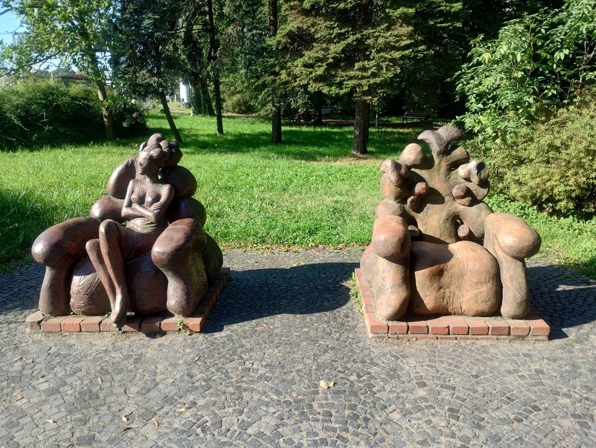 7db3ed77-0781-4731-b833-bdb5c44a457f