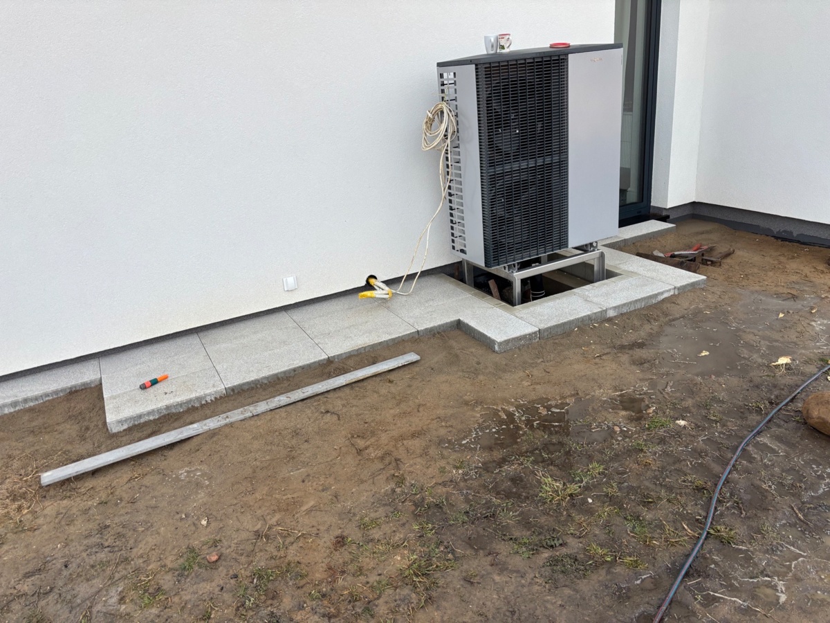 5c3e58a2-1c80-44d6-83fd-e77d77c9088f