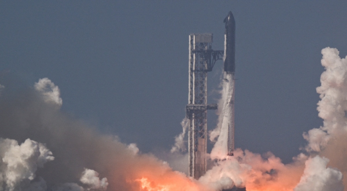 Przełomowy lot. Musk przetestował megarakietę Starship w nowej wersji