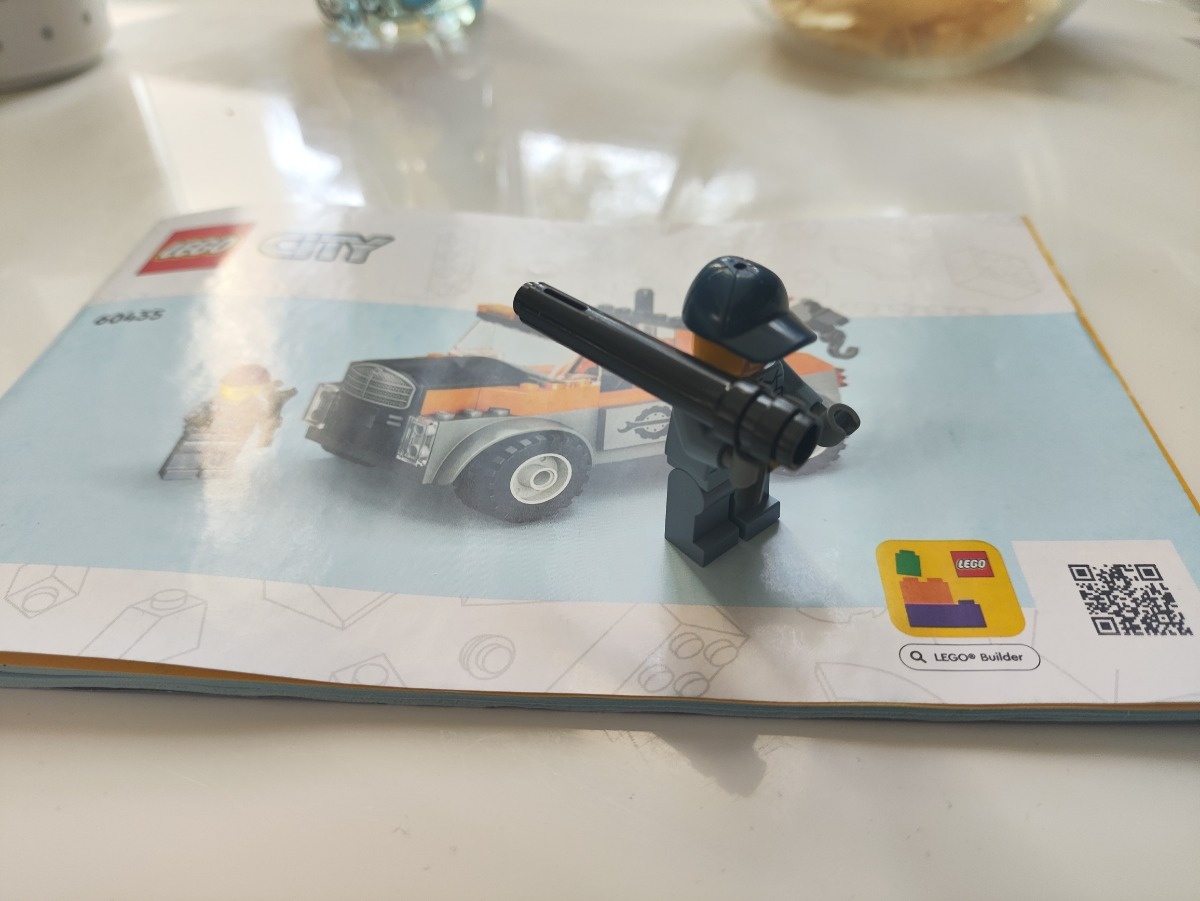 0442db3c-2d59-475d-af34-ef66fa40b5fd