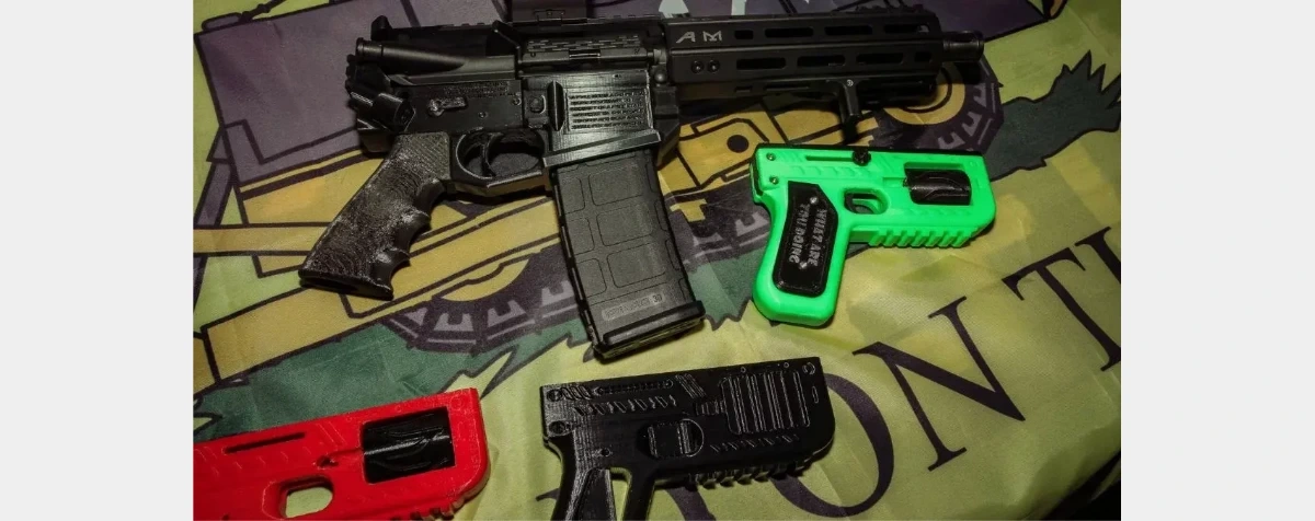 Broń 3D zalewa USA. Policja bije na alarm. "Nie da się jej namierzyć"