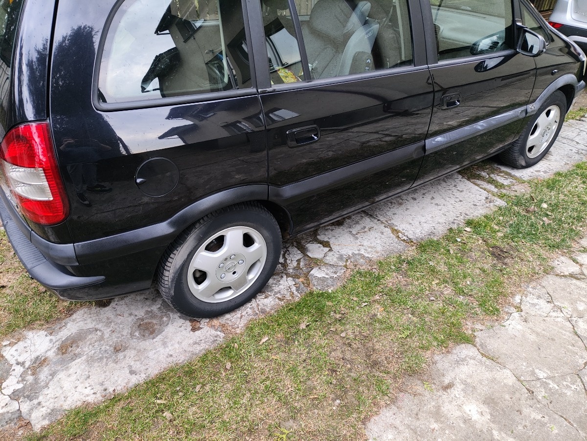 65c66581-106f-4617-a742-941b20d506c2