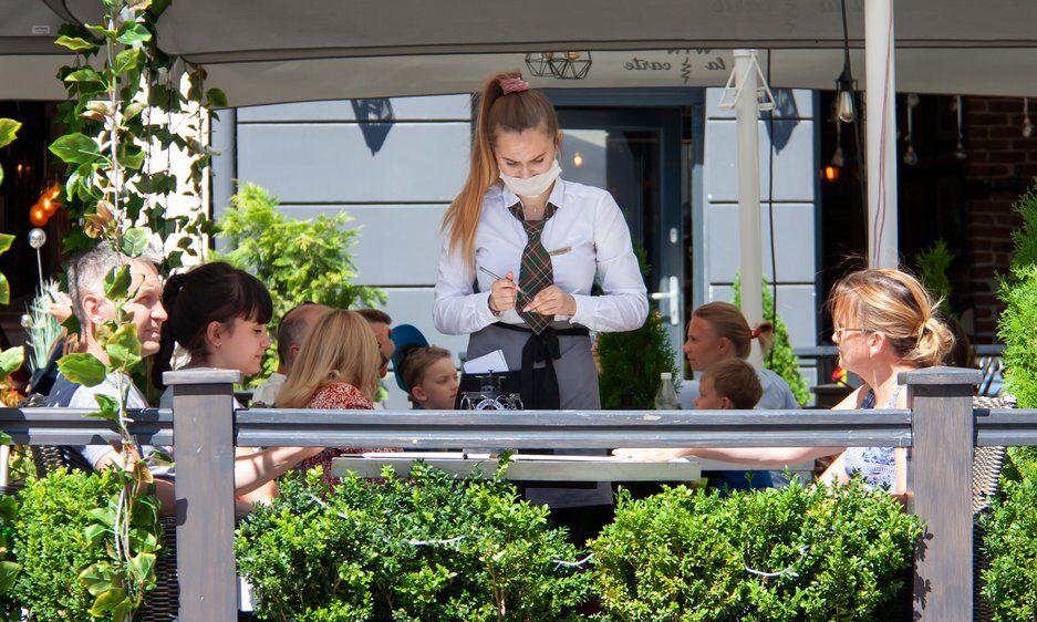 W gastronomii i hotelarstwie wciąż brakuje rąk do pracy