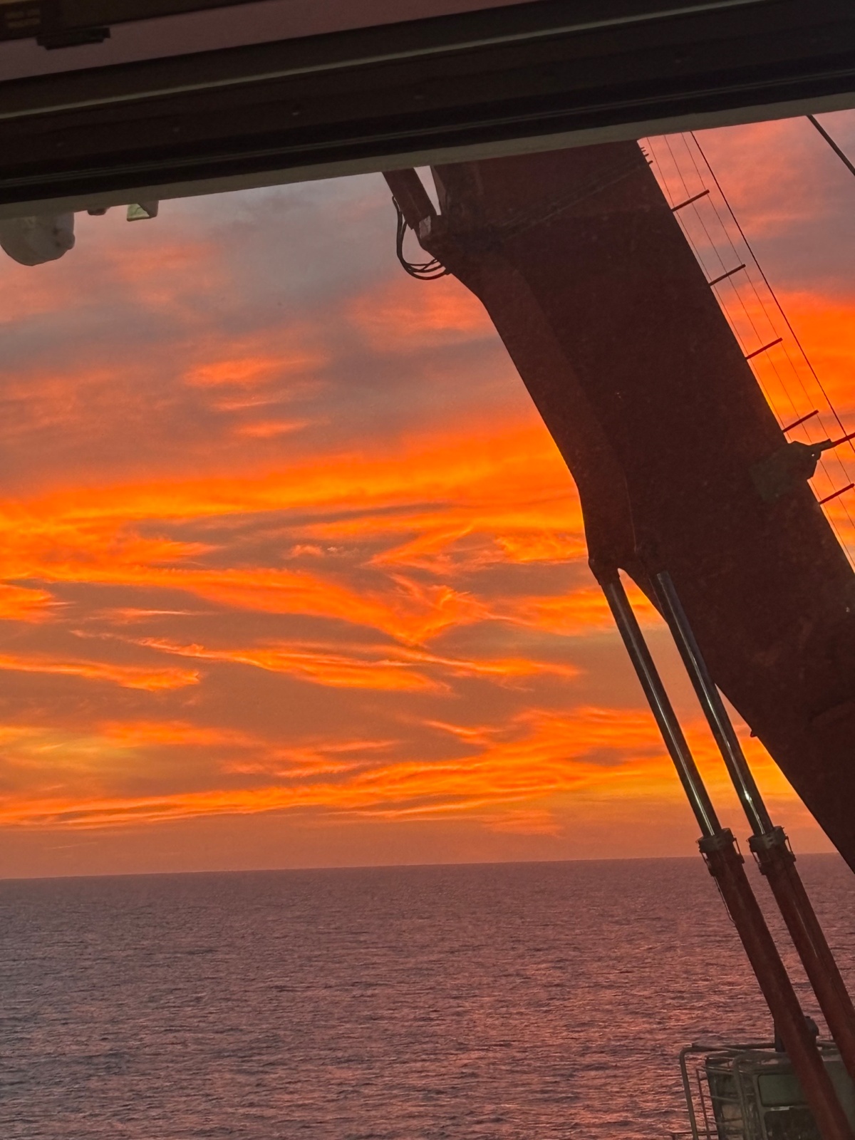 e1242599-076e-4c2a-89b2-c1c15d9f46d9