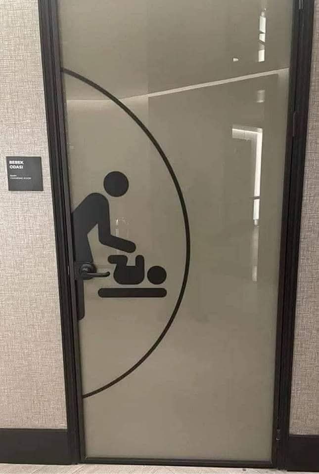 d4edc504-71aa-472c-93ea-75a5f5ec3275