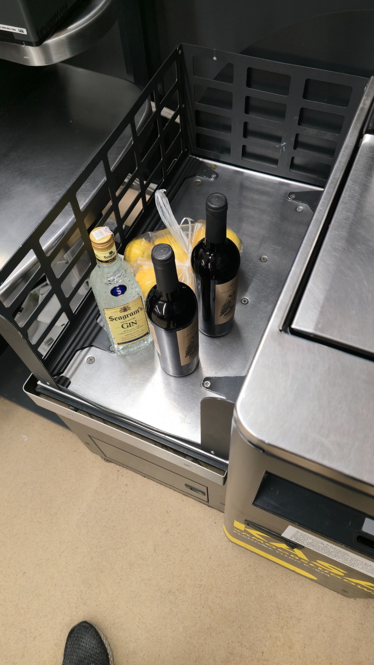 ba0acc2c-a76c-4d1d-abfb-58e39e52b169