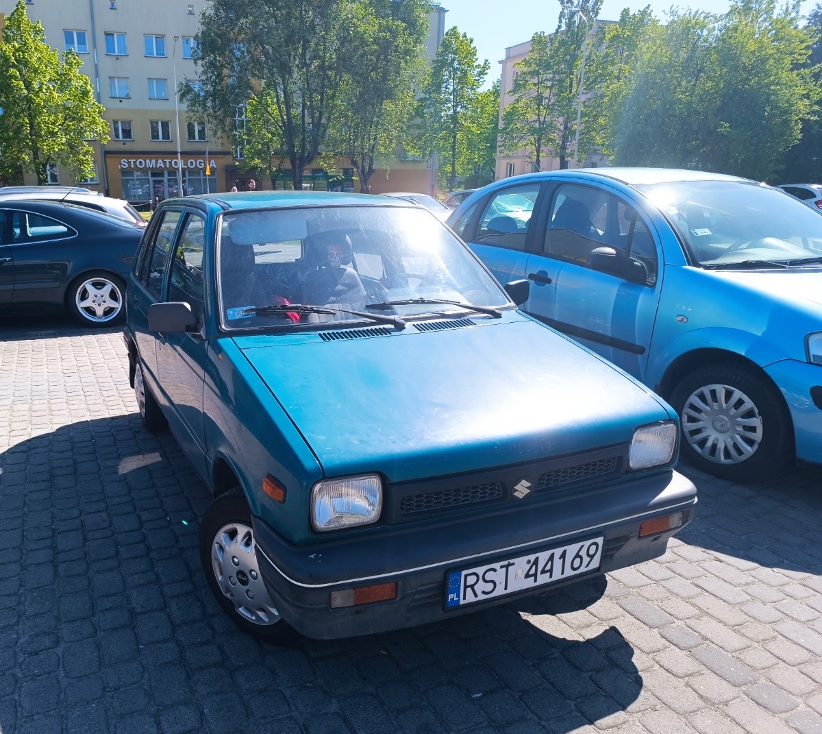 960b1038-fae7-47cb-b236-aadbb472e24c