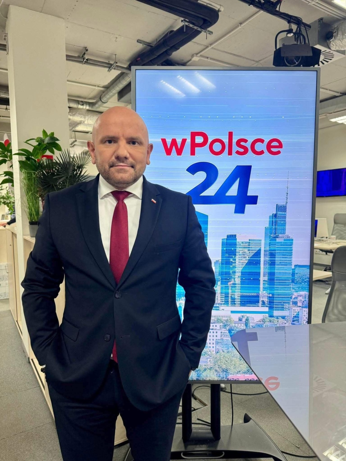 3ff7ff14-b0c1-4dd6-855b-fee18241019c