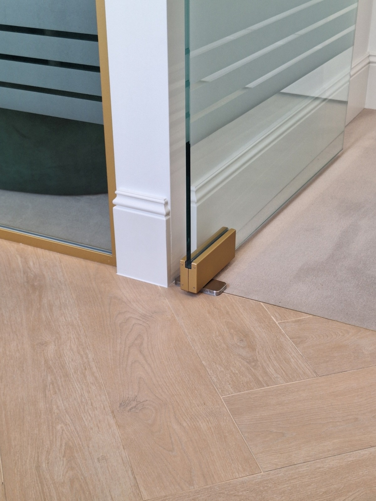 43e8b8f0-4b20-43d4-a21b-37b9c3ee7e24