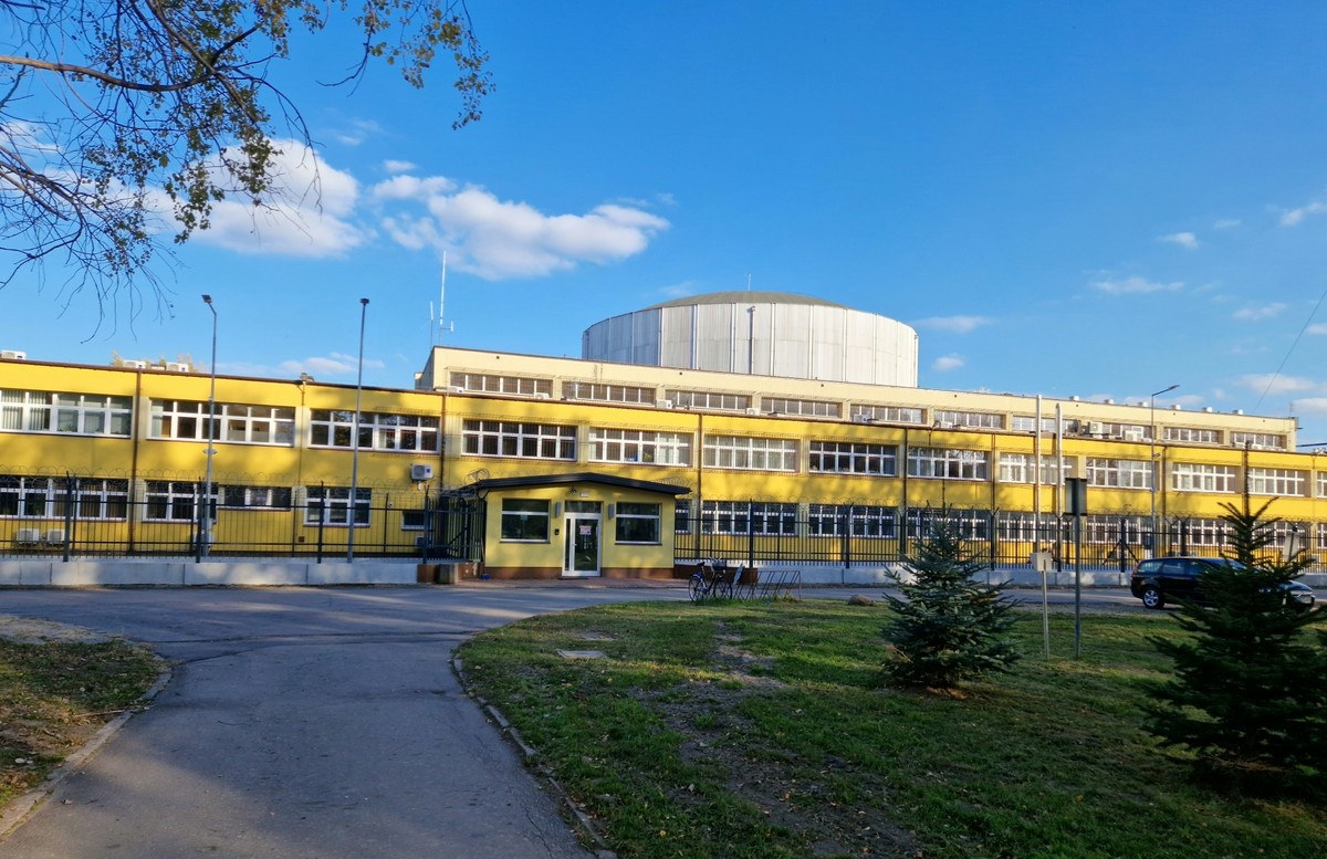 MARIA z dodatkową przerwą w eksploatacji. Reaktor wciąż czeka na zezwolenie prezesa PAA