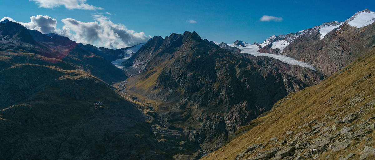 f9e35da3-0ac7-4d90-8049-fb5502773782