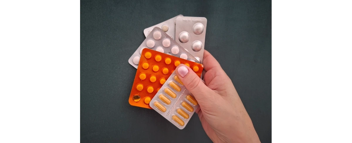 Nowa lista leków refundowanych od 1 stycznia 2026 r. Ministerstwo: nie planujemy ograniczyć dostępności darmowych leków