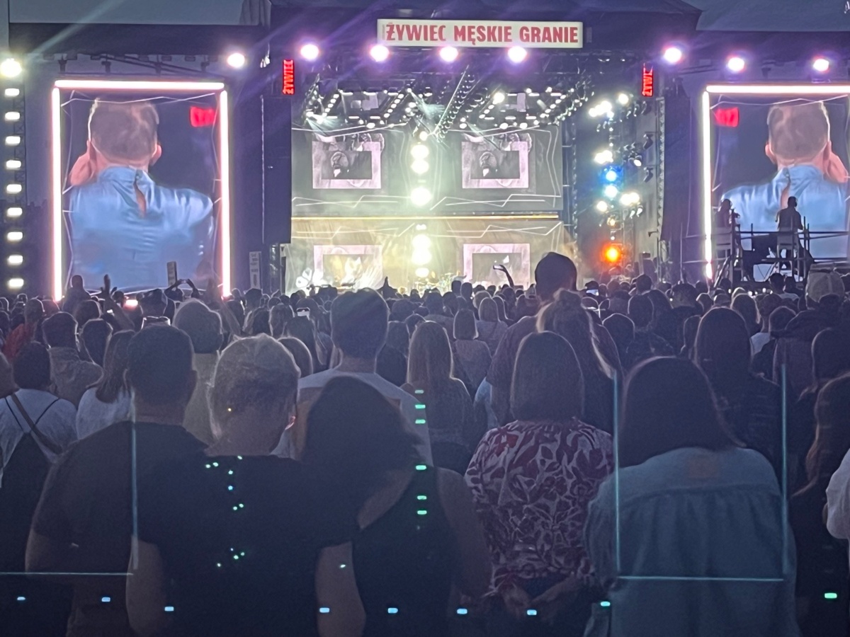 bef7dd46-29e1-4f66-9436-021c72b3d208