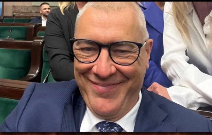 a18d7db0-958b-467b-8eb1-a5c1f1a2ede4