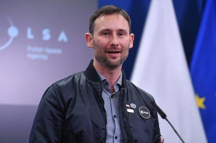 Polak z szansą na udział w misjach księżycowych.