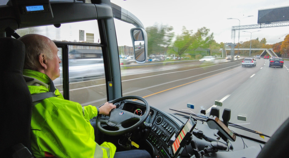 Każdy autobus z lokalizatorem. Za jego brak przewoźnik i kierowca zapłacą wysoką karę