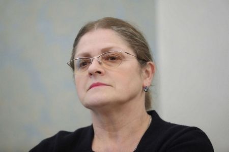 Jak UE prześladuje Pawłowicz na obrazach Beksińskiego