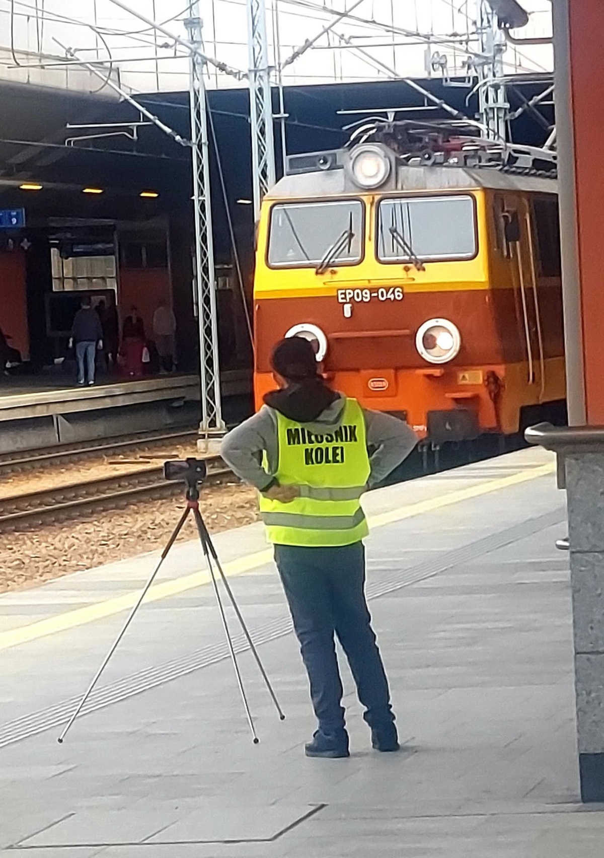 344125a8-7c14-442a-9846-9846d59f122a