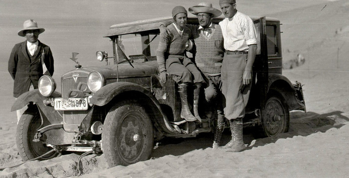 Samochód, który jako pierwszy objechał świat, prowadziła kobieta. Historia Clarenore Stinnes