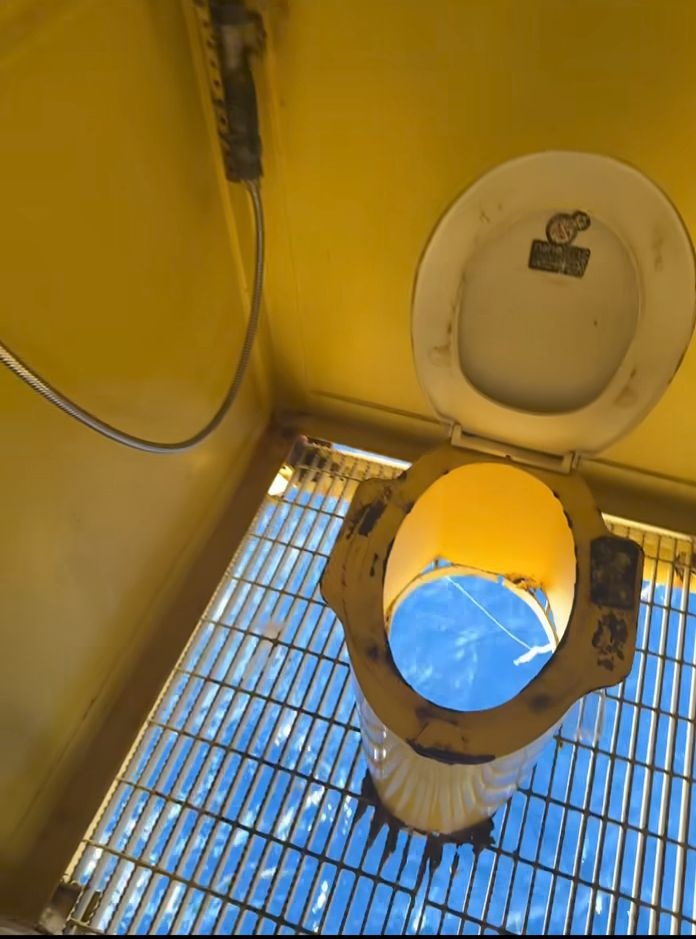 fe1ef959-6ff6-4fd3-934b-2ac18a597bca