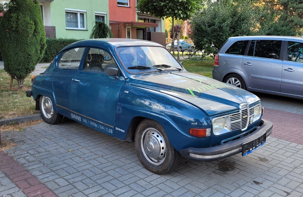 e7d89747-678e-4197-9025-ad0a6c422b4e