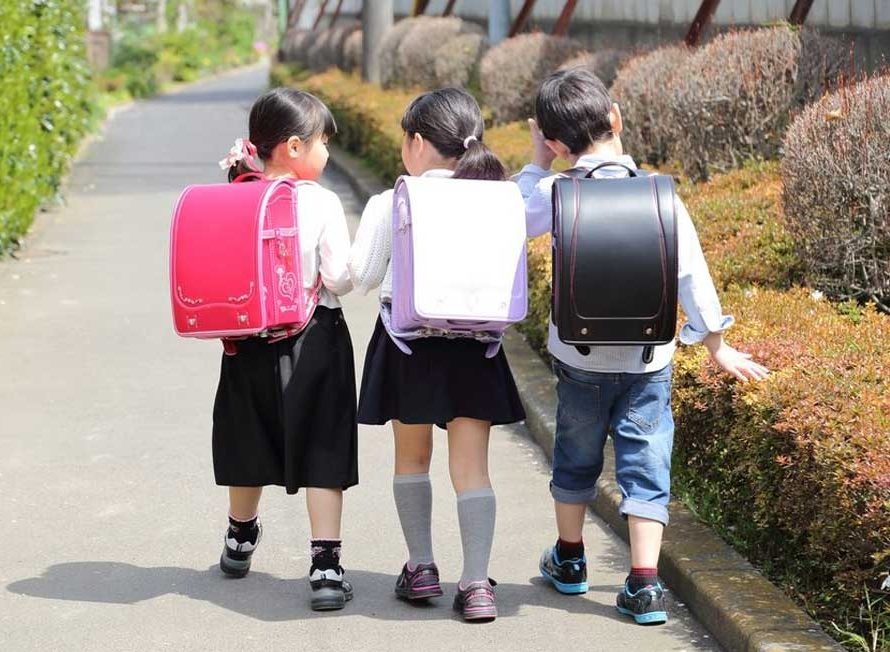 Głodne dzieci w Japonii