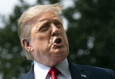 Trump składa pozew wobec Facebooka, Twittera i Google'a za cenzurę konserwatystów
