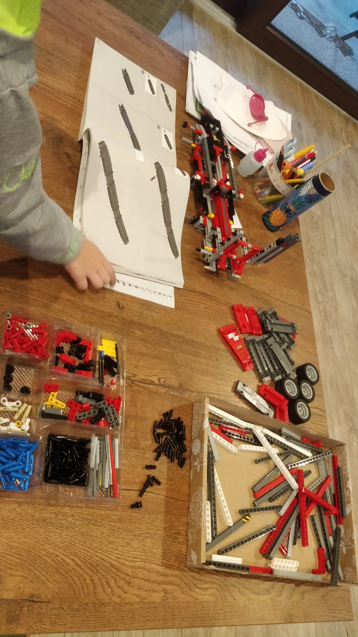 01b8f686-1168-4262-a27a-eeefee6429e9