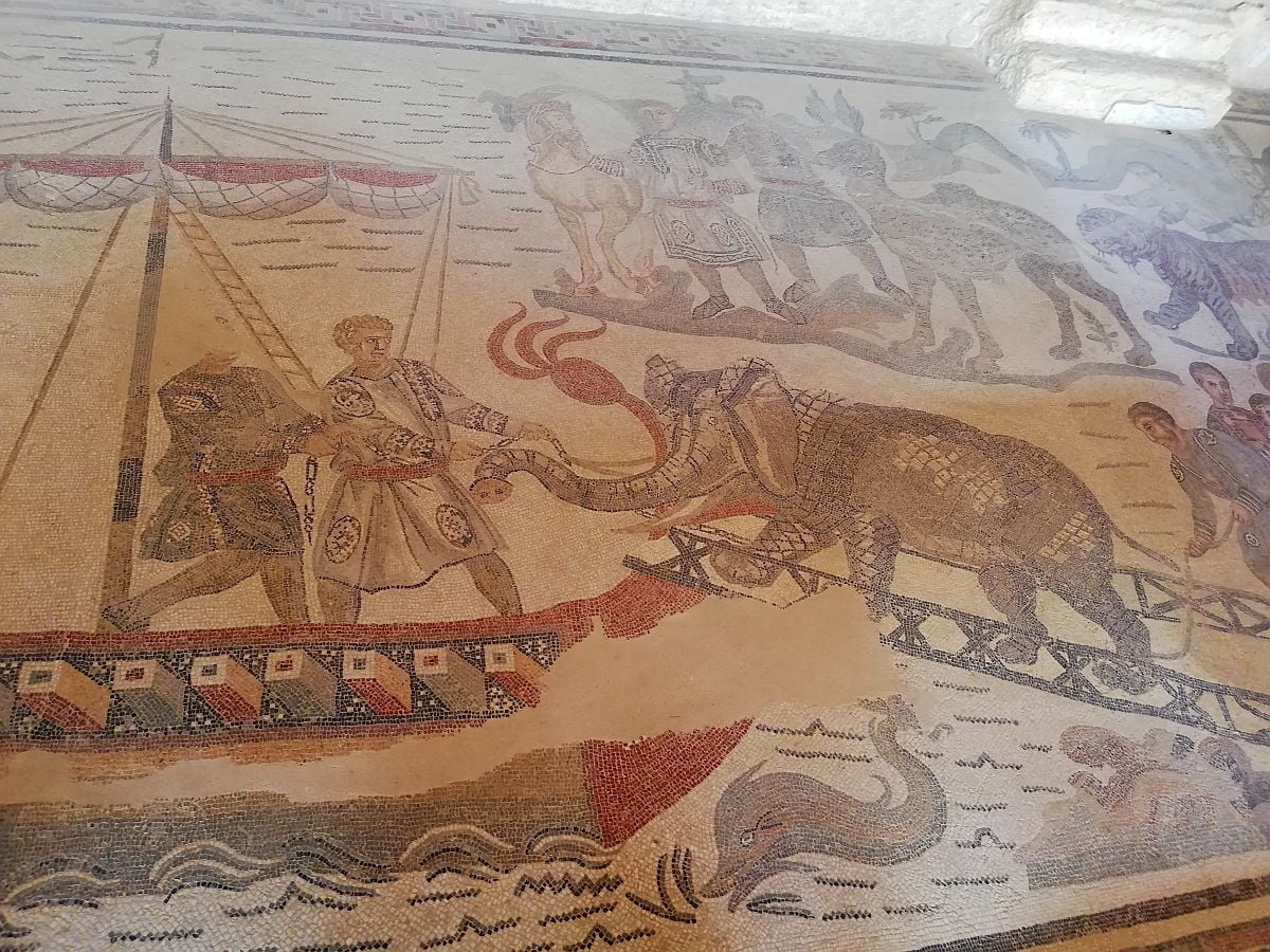 4e9b9653-07c8-41de-a500-fe83eeace8a9