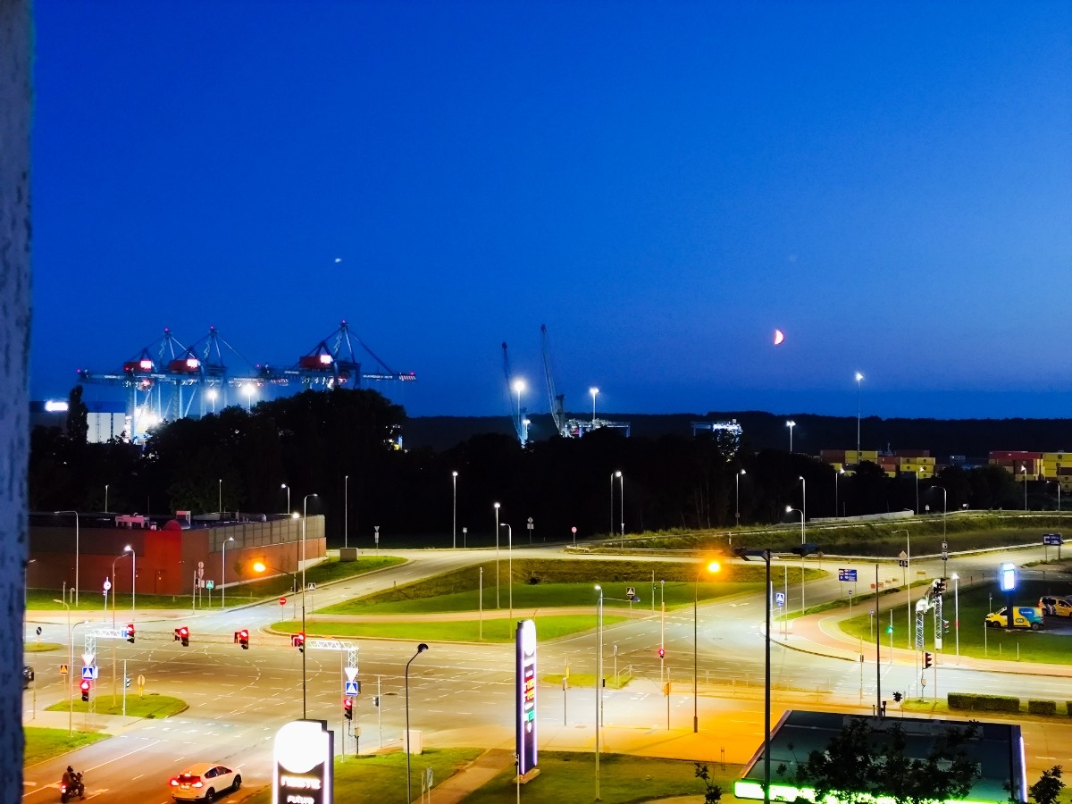 43f68550-08ff-457f-89f1-56c4056c6e4d