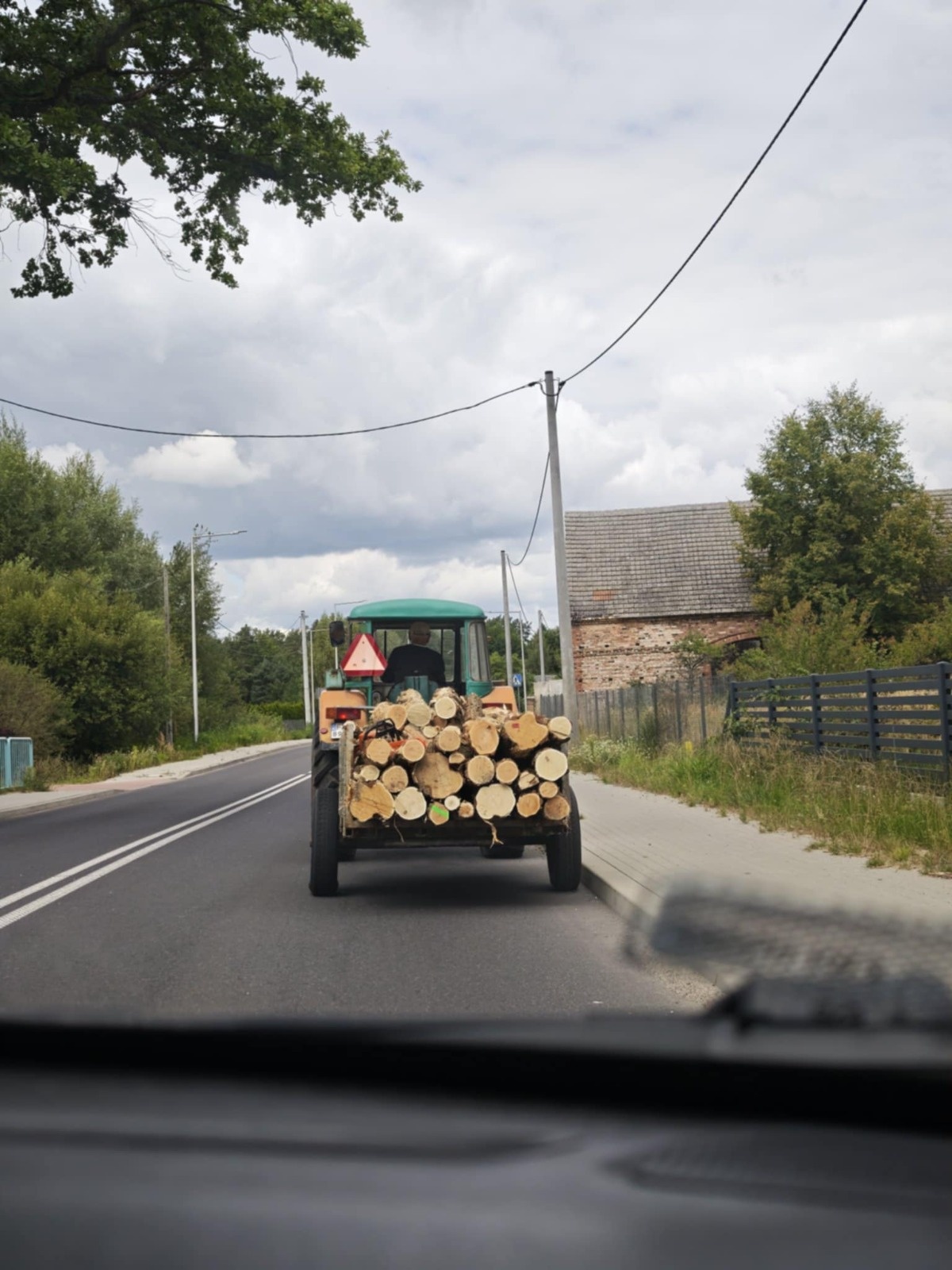 ae9b8492-60c2-41f7-b11d-4e083f9ec277