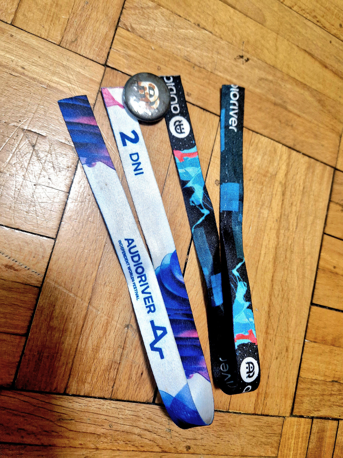 4dfa2d87-c1e2-4194-9847-50522f20173f