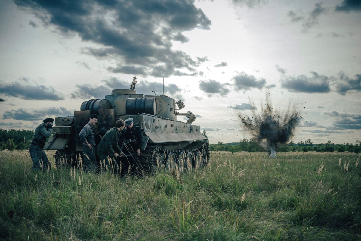 Historyk ogląda „Czołg”. Czy Tygrysy naprawdę potrafiły nurkować?
