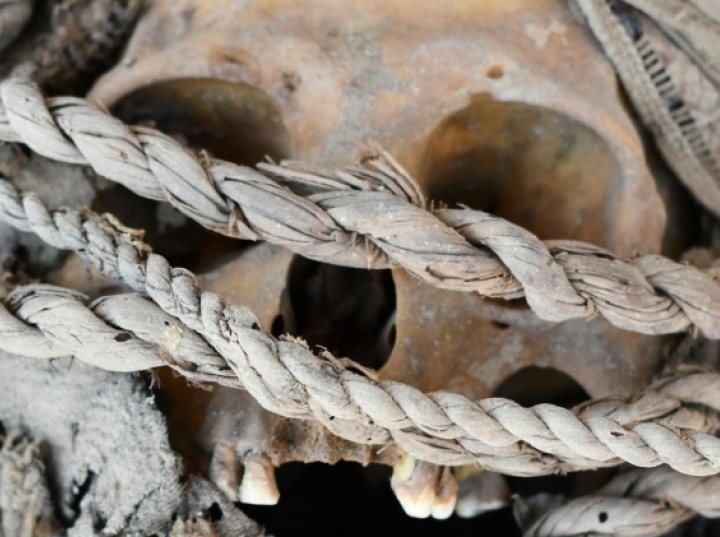 Cmentarzysko ofiar brutalnego najazdu sprzed wieków odkryli polscy archeolodzy w Peru