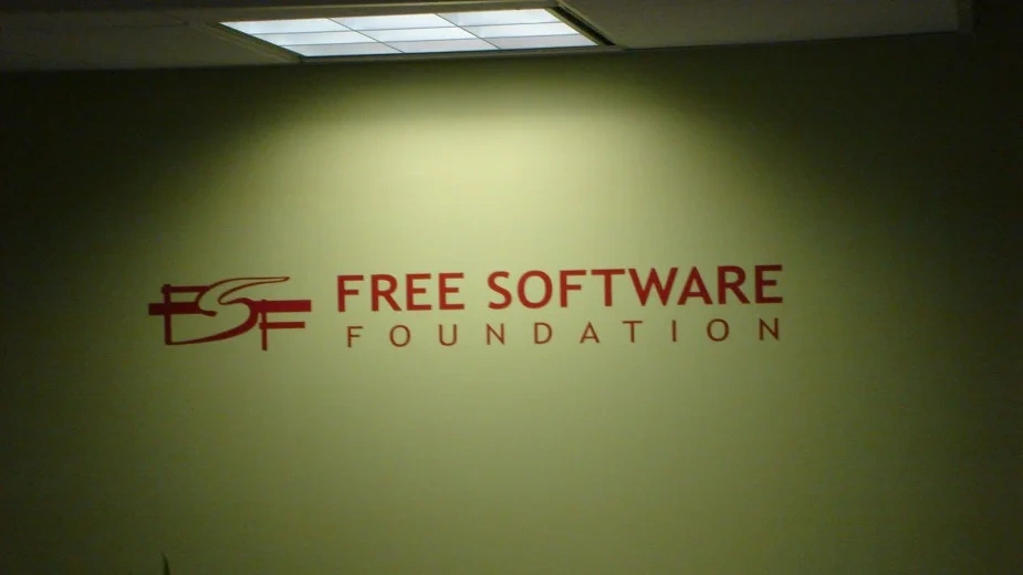 Ktoś przelał prawie milion dla Fundacji Wolnego Oprogramowania. Rozwijają Project GNU